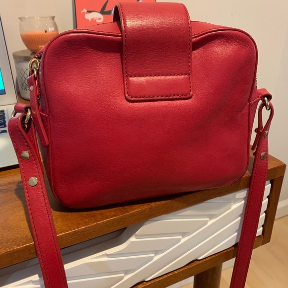 Red Kate Spade purse ❤️ ♠️ - Picture 2 of 7